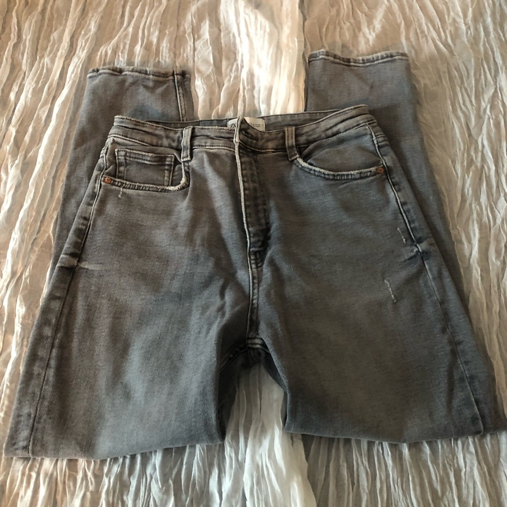 Zara Grey high waisted skinny jean size 8